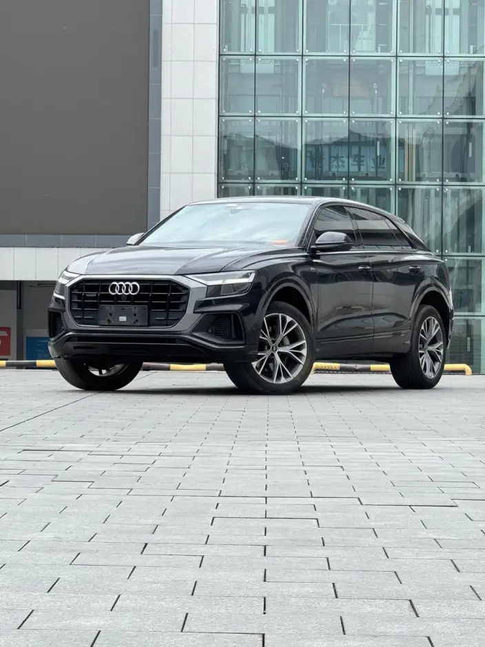 Audi Q8 2021 Model 55 TFSI Luxury Dynamic Model – фото 1