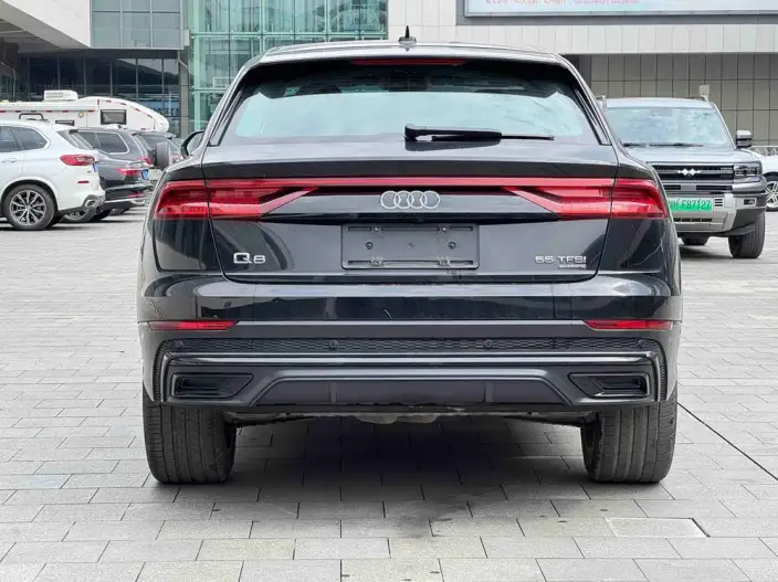 Audi Q8 2021 Model 55 TFSI Luxury Dynamic Model – фото 4