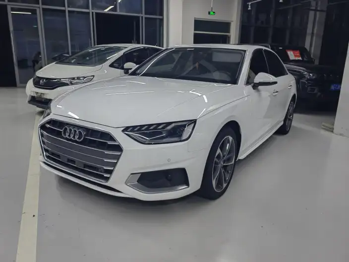 Audi A4 L 2020 Model 40 TFSI Fashion Dynamic Model – фото 1