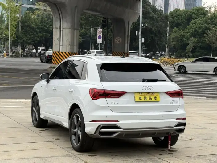 AUDI Q3 2020 Model 35 TFSI Fashion Dynamic Model – фото 5