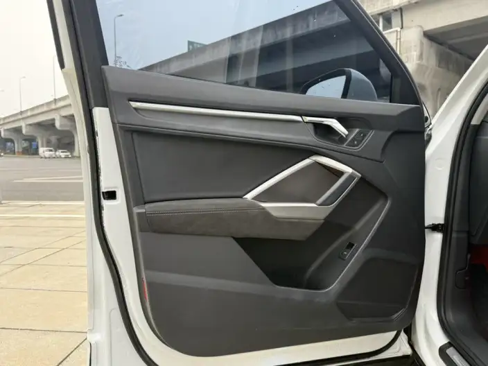AUDI Q3 2020 Model 35 TFSI Fashion Dynamic Model – фото 9