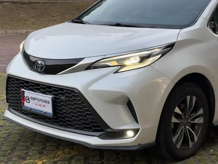 Granvia 2023 Model Intelligent Hybrid 2.5L Deluxe Edition – фото 10