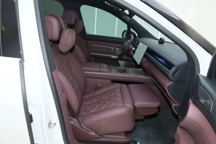 NIO ES8 2026 Model VII seat Executive Deluxe Edition – фото 10