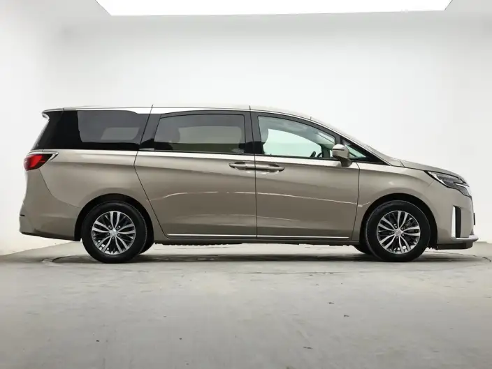 Buick GL8 2023 Model ES Luzun 2.0T Comfort Model – фото 8