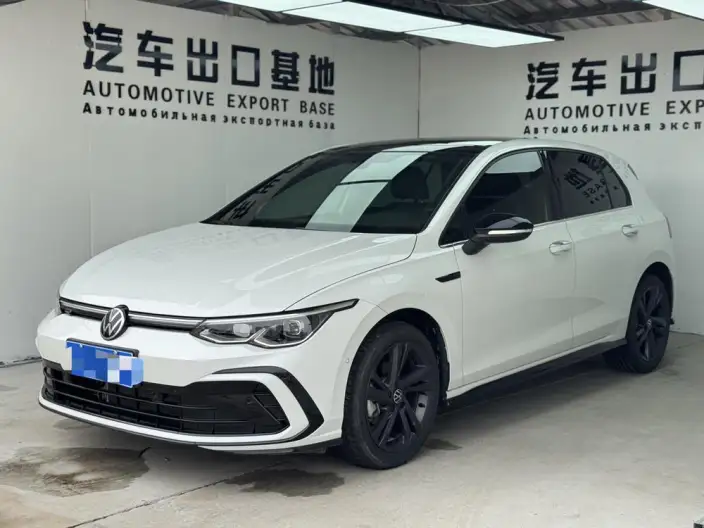Volkswagen Golf 2023 Model 280TSI DSG R-Line Lite – фото 1