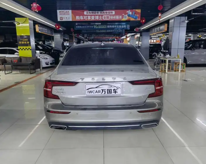 Volvo S60 2022 Model B4 Smart Range Deluxe Edition – фото 5