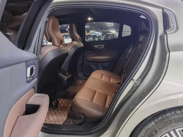 Volvo S60 2022 Model B4 Smart Range Deluxe Edition – фото 9
