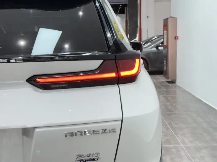 Honda BREEZE 2020 Model 240TURBO CVT 2WD Premium Edition – фото 9