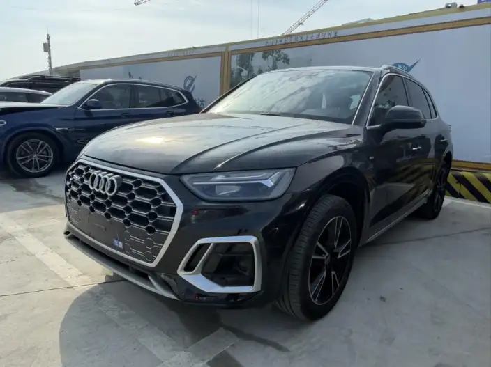 Audi Q5L 2024 Model 40TFSI Fashion Dynamic Model – фото 1