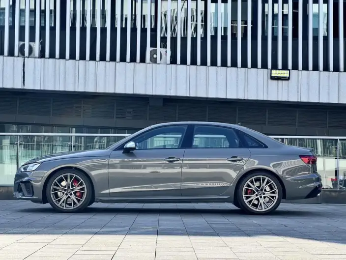 Audi S4 2024 Model Limousine 3.0TFSI – фото 3