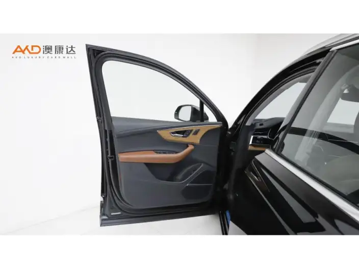 Audi Q7 2023 Model 55 TFSI quattro S line Noble Model – фото 9