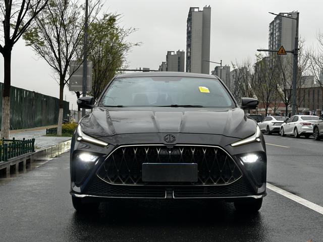 MG5 Scorpio 2022 1.5T Trophy Sport Flagship – фото 2