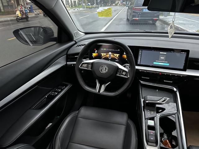 MG5 Scorpio 2022 1.5T Trophy Sport Flagship – фото 7