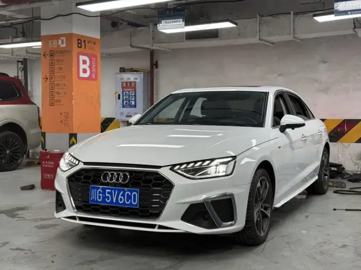 Audi A4 L 2020 Model 40 TFSI Luxury Dynamic Model – фото 1