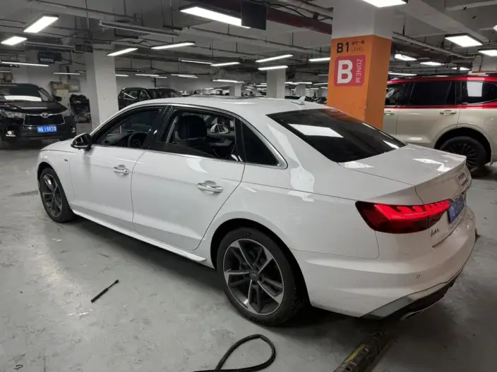Audi A4 L 2020 Model 40 TFSI Luxury Dynamic Model – фото 4