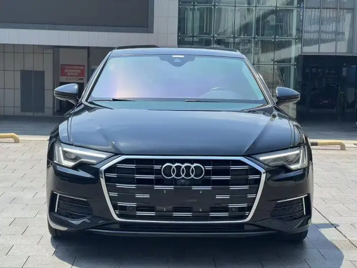 Audi A6L 2020 Model 55 TFSI quattro Exclusive Dynamic Model – фото 2