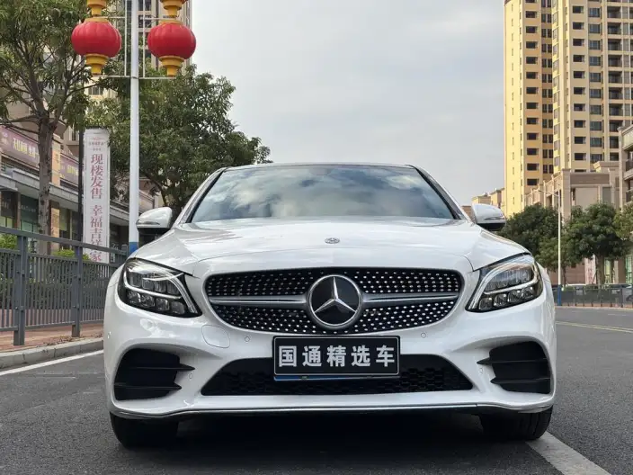 Mercedes-Benz C-Class 2020 Model C 260 L Sports Edition – фото 2