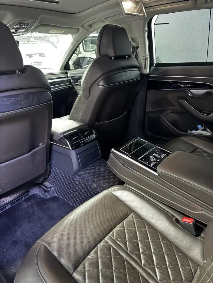 Audi A8 2021 Model A8L 50 TFSI quattro Comfort Model – фото 7