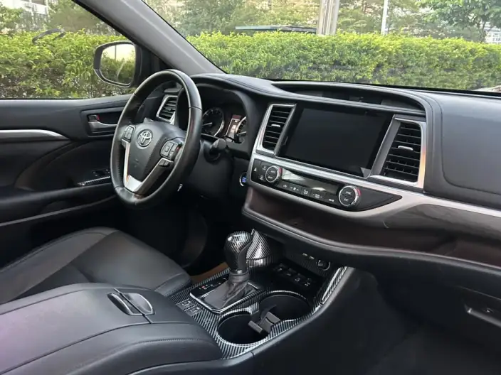 Toyota Highlander 2021 Model 2.0T 4WD Premium Edition 7 seat – фото 8