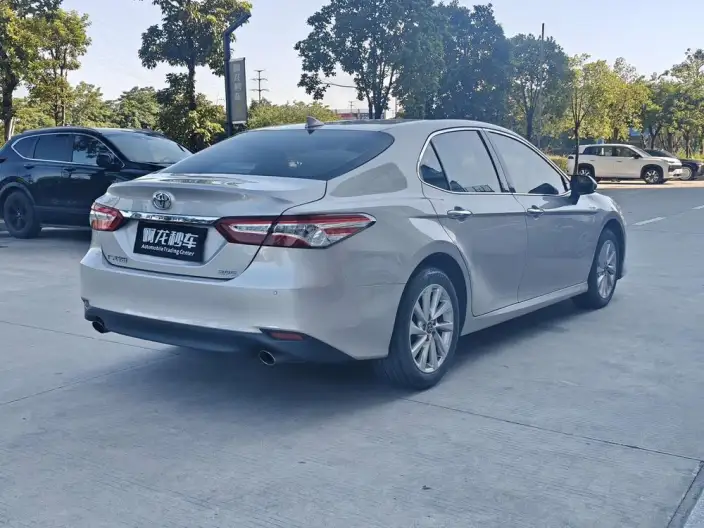 Toyota Camry 2021 Model 2.0G Deluxe Edition – фото 5