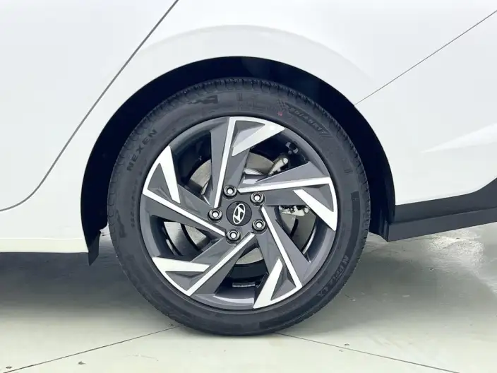 Hyundai Ioniq 2023 Model 1.5L CVT GLX Elite Edition – фото 9