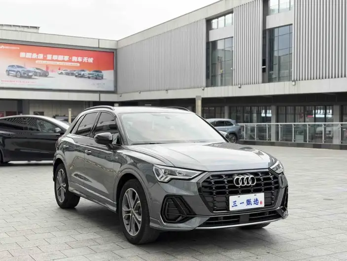 AUDI Q3 2022 Model 35 TFSI Fashion Dynamic Model – фото 3