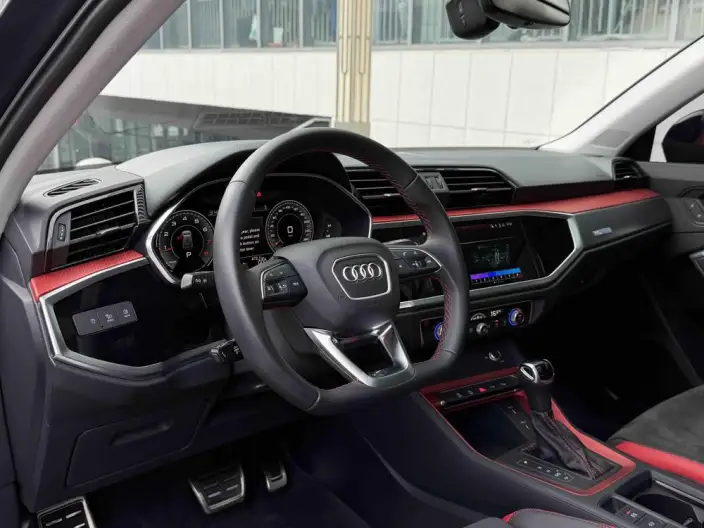 AUDI Q3 2022 Model 35 TFSI Fashion Dynamic Model – фото 10