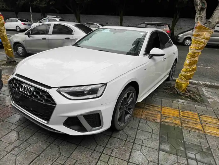 Audi A4 L 2023 Model 40 TFSI Fashion Dynamic Model – фото 1