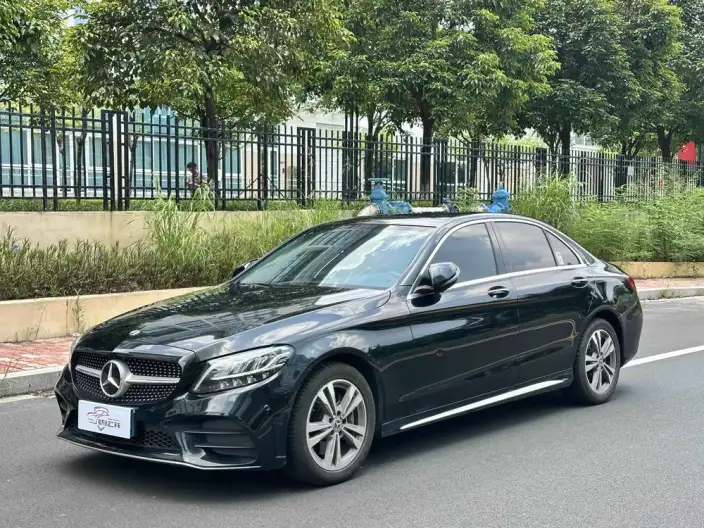 Mercedes-Benz C-Class 2021 Model C 200 L Dynamic Model Sports Edition – фото 1
