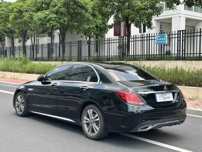 Mercedes-Benz C-Class 2021 Model C 200 L Dynamic Model Sports Edition – фото 5