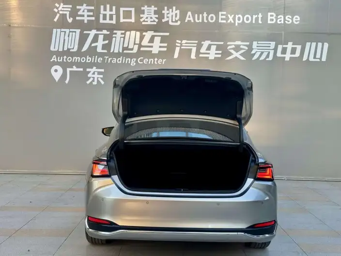 Lexus ES 2025 Model 200 Premium – фото 7