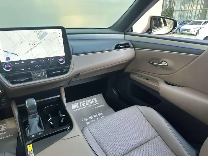 Lexus ES 2025 Model 200 Premium – фото 8