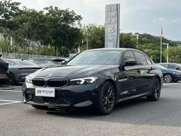 BMW 3 Series 2025 Model 330Li M Sports Night Set – фото 1