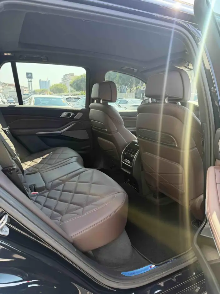 BMW X5 2022 Model xDrive 40Li M Sports Set – фото 10