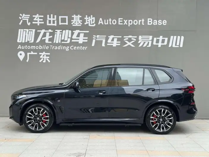 BMW X5 2023 Model xDrive40Li M Sports Night Set – фото 3
