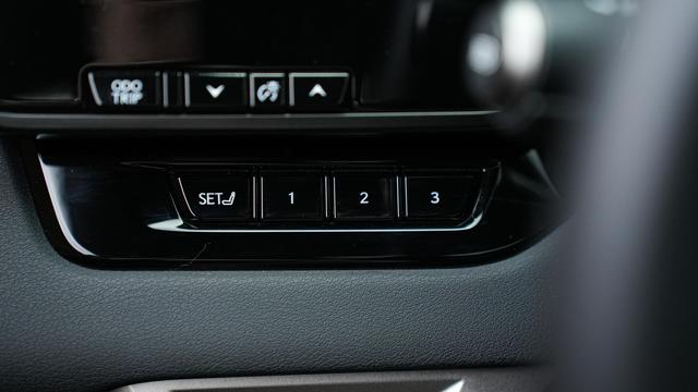 Lexus RX 2023 350h 2WD Comfort – фото 24
