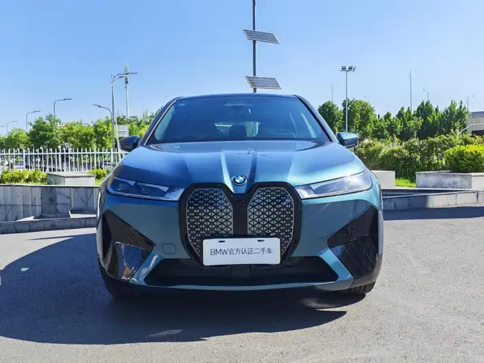 BMW iX 2023 Model xDrive40 – фото 2