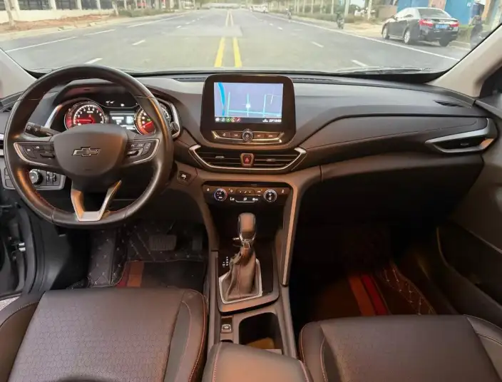 Orlando 2020 Model Mild Hybrid Redline 530T Indulgent Edition (5+2 Model ) – фото 7