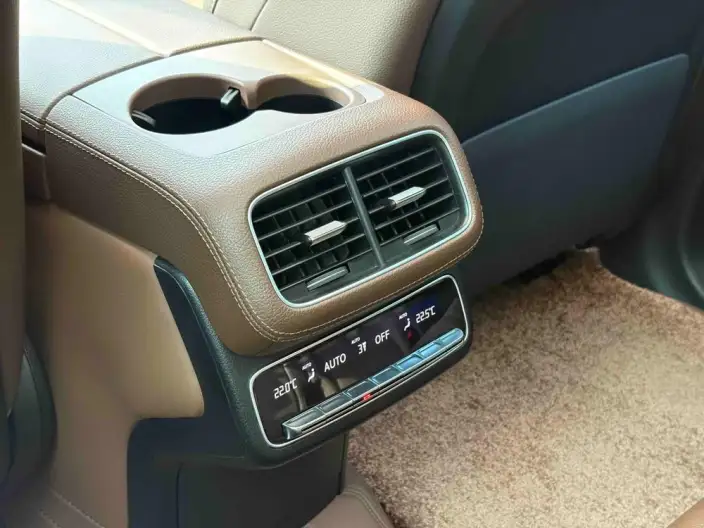 Mercedes-Benz GLE PHEV 2024 Model GLE 400e 4MATIC – фото 7