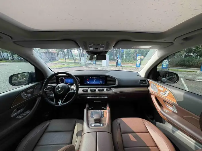 Mercedes-Benz GLE PHEV 2024 Model GLE 400e 4MATIC – фото 9