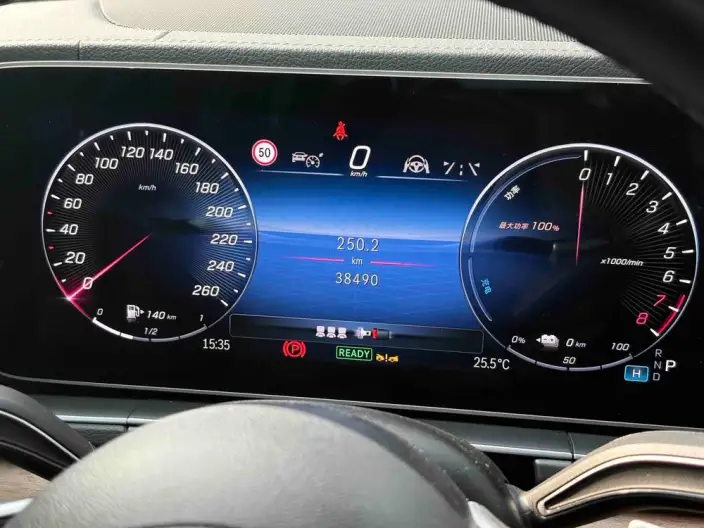 Mercedes-Benz GLE PHEV 2024 Model GLE 400e 4MATIC – фото 10
