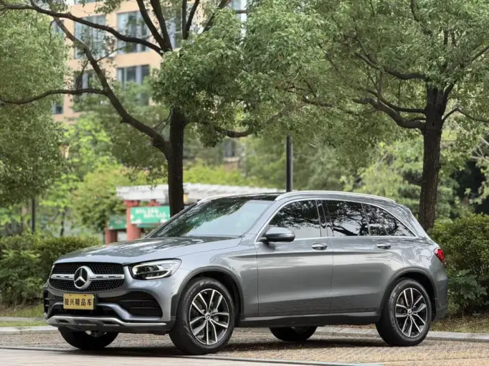 Mercedes-Benz GLC 2021 Model GLC 260 L 4MATIC Luxury Model – фото 1