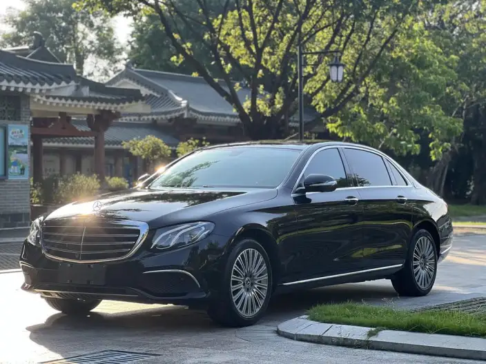 Mercedes-Benz E-Class 2020 Model Facelift E 300 L Fashion Model – фото 1