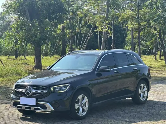 Mercedes-Benz GLC 2020 Model GLC 260 L 4MATIC Dynamic Model – фото 1