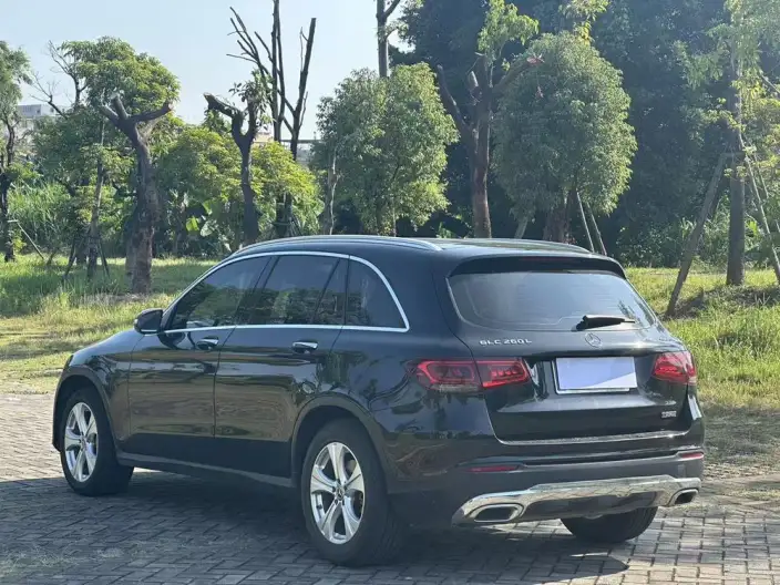 Mercedes-Benz GLC 2020 Model GLC 260 L 4MATIC Dynamic Model – фото 4