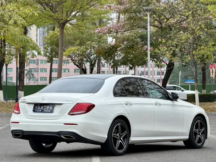 Mercedes-Benz E-Class Imported 2020 Model E 260 Sports Edition 4MATIC – фото 6