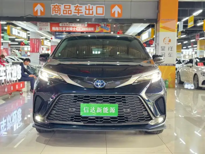 Granvia 2023 Model Intelligent Hybrid 2.5L Noble PLUS – фото 2