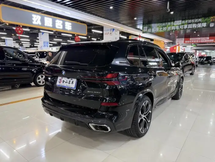 BMW X5 2023 Model xDrive40Li Exclusive Model M Sports Night Set – фото 4