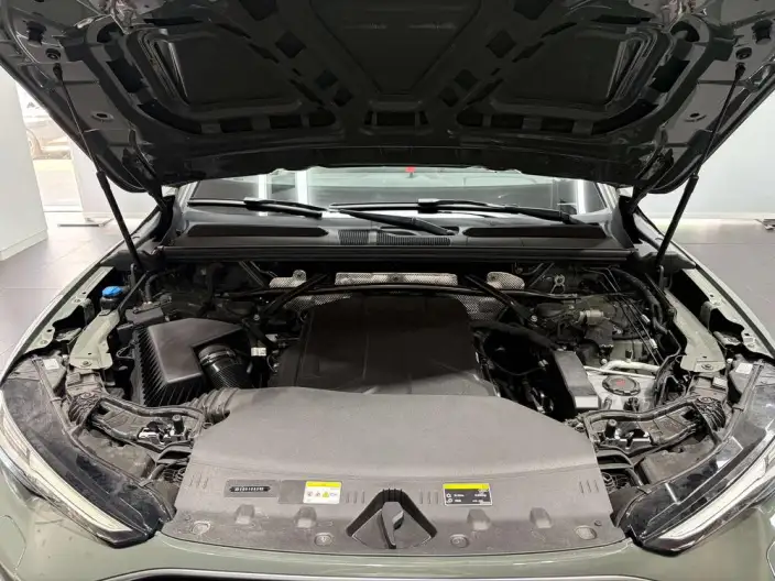 Audi Q5L 2026 Model 2.0T 10M Users Edition Edition – фото 7