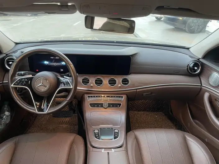 Mercedes-Benz E-Class 2023 Model E 300 L Luxury Model sedan – фото 6